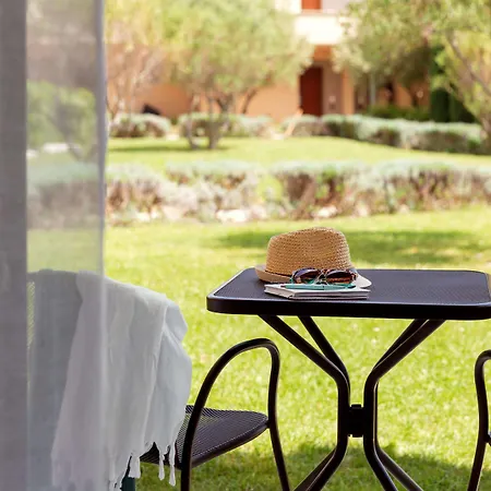 Mediterranean Village & 5* Paralía
