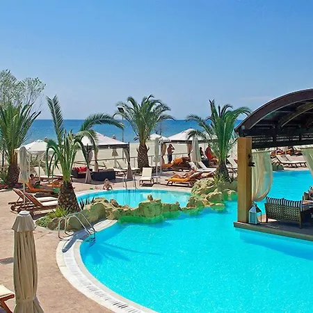 Feriested Mediterranean Village & 5*