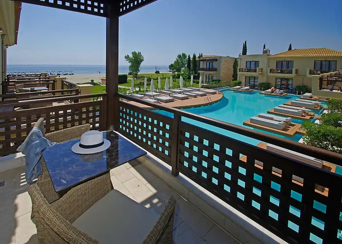 Resort Mediterranean Village Hotel&spa Paralía