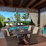 Mediterranean Village & 5* Paralía