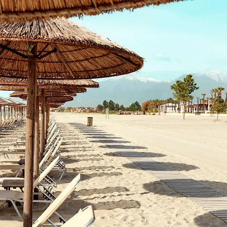 리조트 Mediterranean Village & Paralía