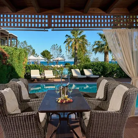 Mediterranean Village & 5*