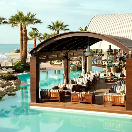 Mediterranean Village & 5*