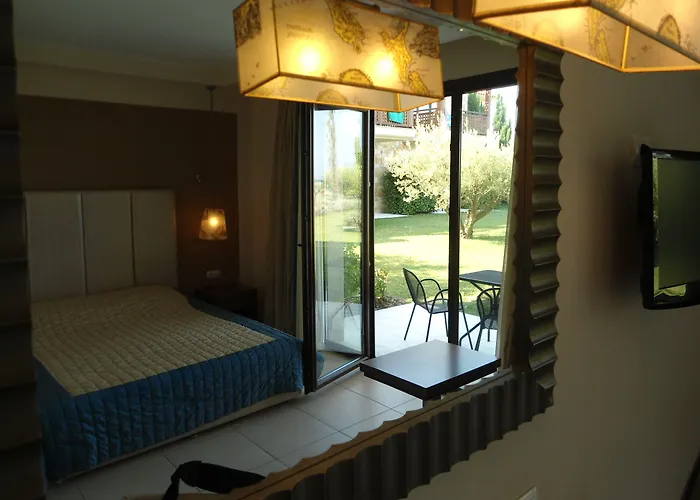 Mediterranean Village & 5*