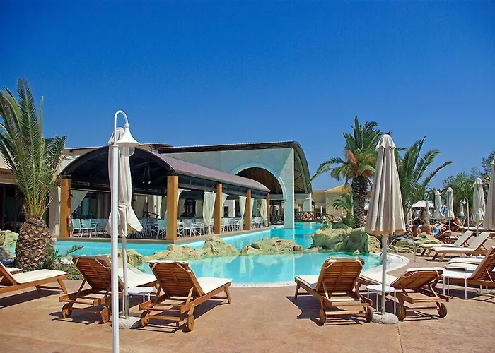 Mediterranean Village & Курортный комплекс Паралия-Катерини